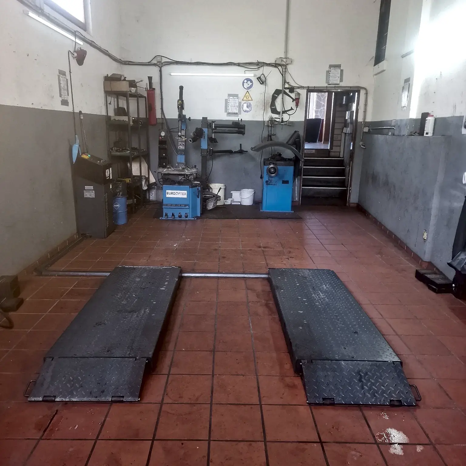 Workshop and equipment